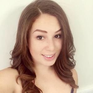 Meet your Posher, Marisa